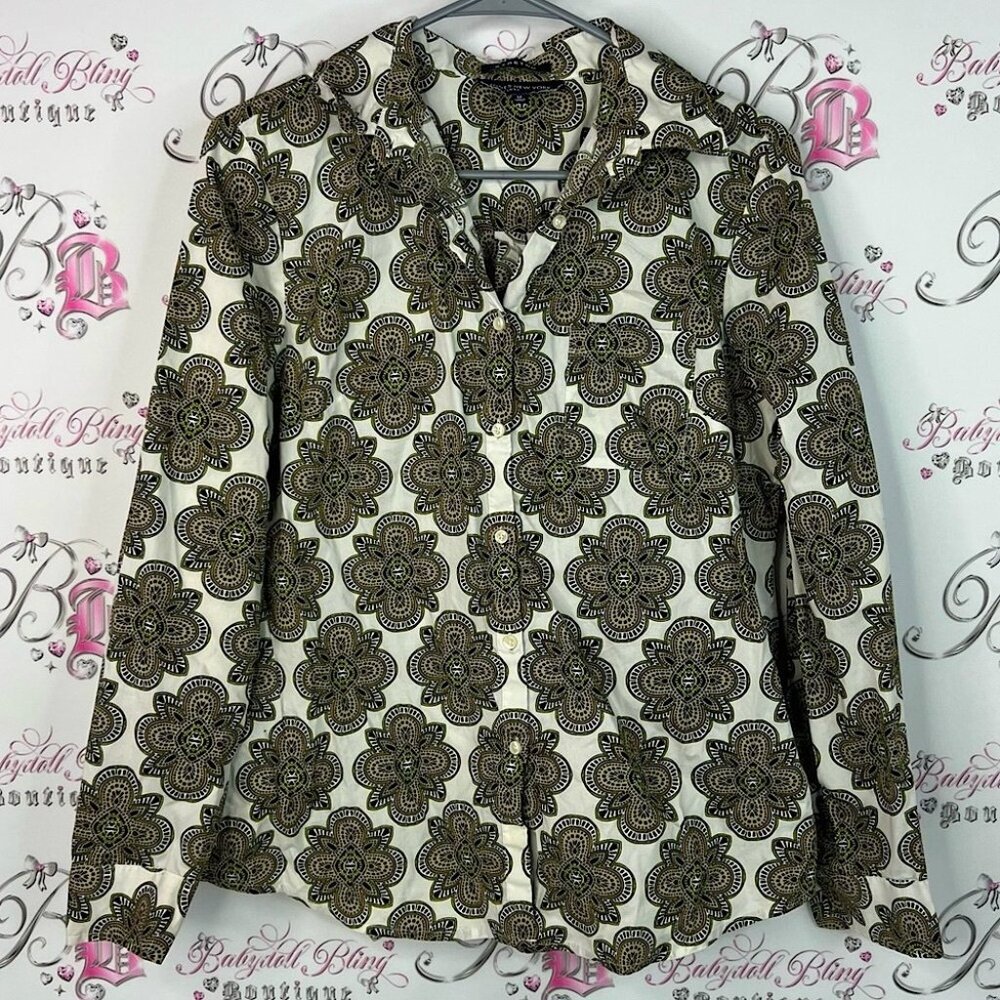 Jones New York floral button up Green and Black Patterned Button-Down Shirt